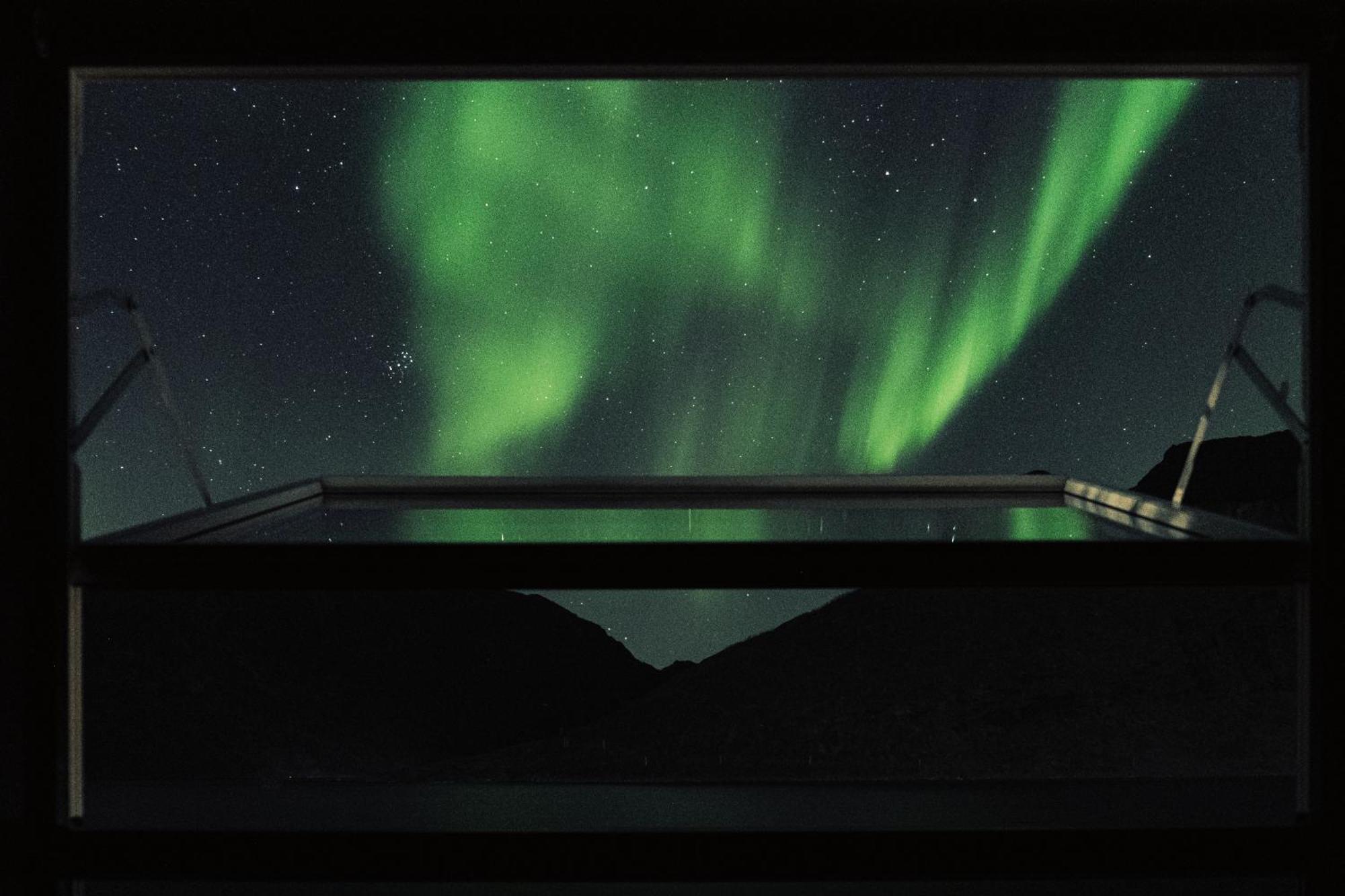 Polar Panorama Lodge Fjordgard Bagian luar foto
